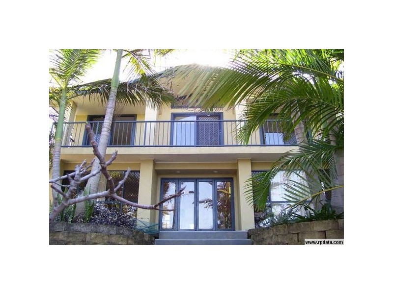 Broadbeach Waters QLD 4218