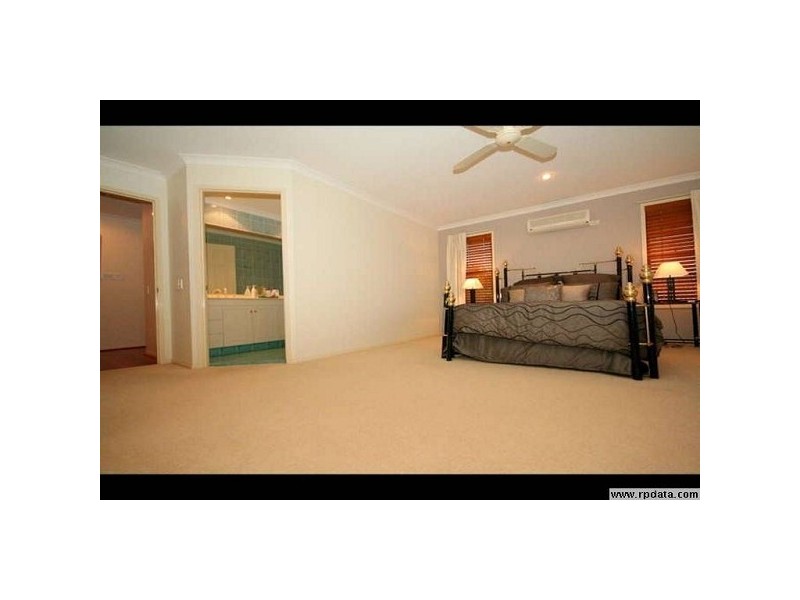 109 Dunlin Drive, Burleigh Waters QLD 4220