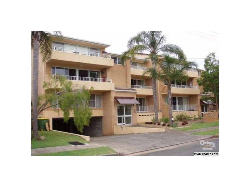 8/21 Bullimah Ave, Burleigh Heads QLD 4220