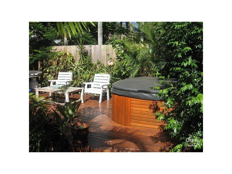 25 Tawarri Cr, Burleigh Heads QLD 4220