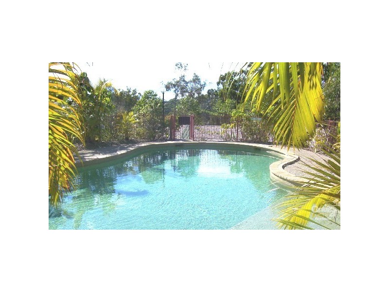 Elanora QLD 4221