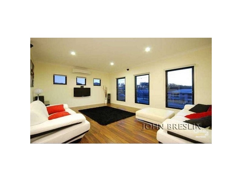 38 Camarillo Circuit, Reedy Creek QLD 4227