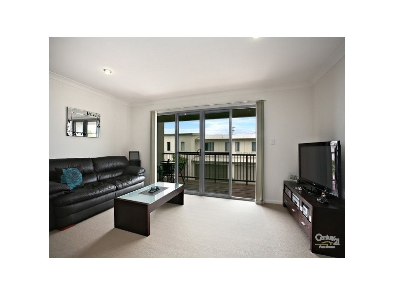 Varsity Lakes QLD 4227