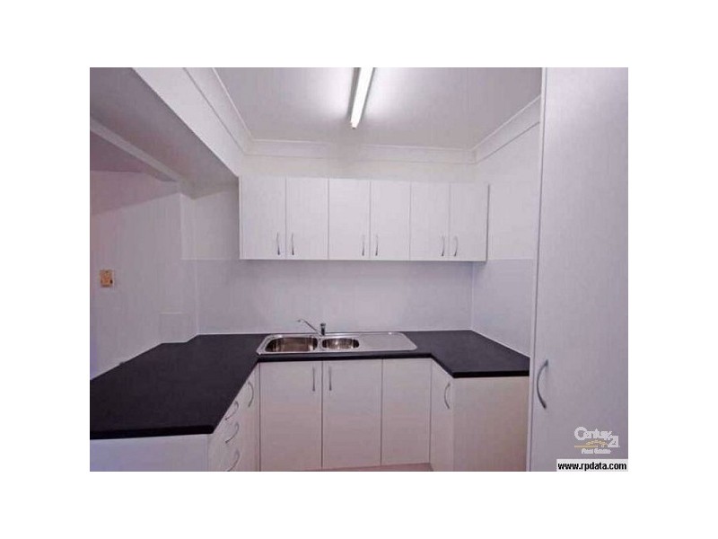 21/5 Galeen Drive, Burleigh Waters QLD 4220