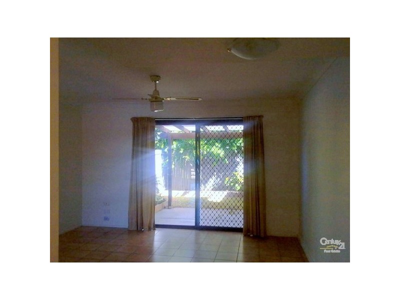 21/5 Galeen Drive, Burleigh Waters QLD 4220