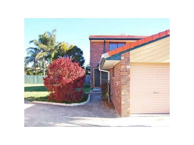 21/5 Galeen Drive, Burleigh Waters QLD 4220