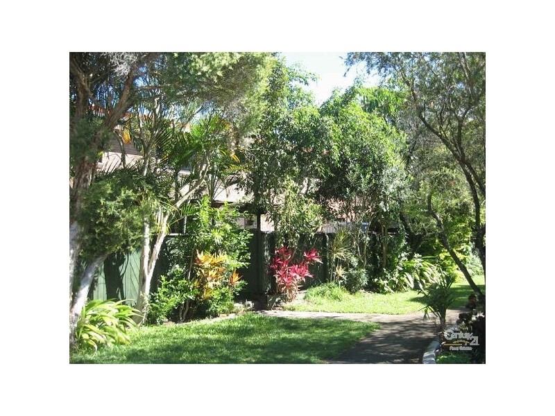 21/5 Galeen Drive, Burleigh Waters QLD 4220