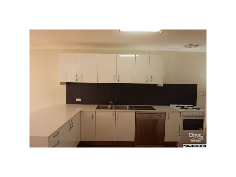 Chevron Island QLD 4217