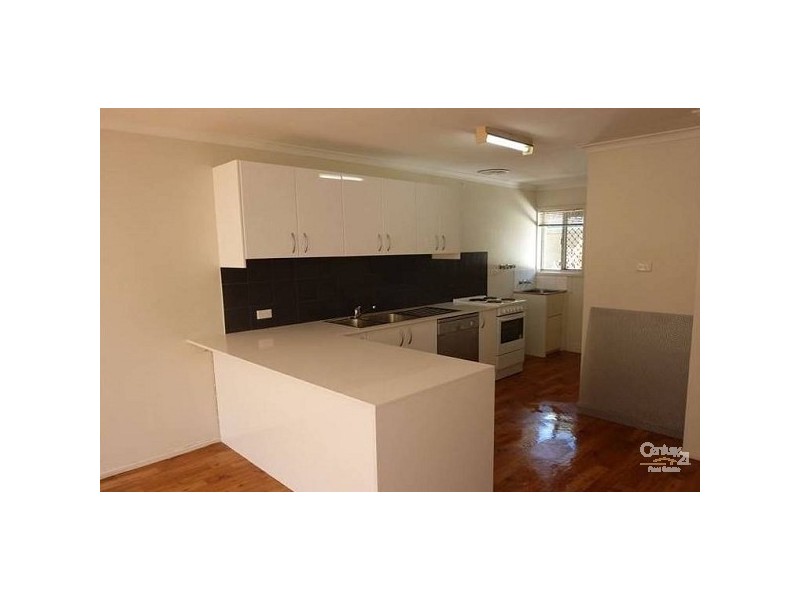 Chevron Island QLD 4217