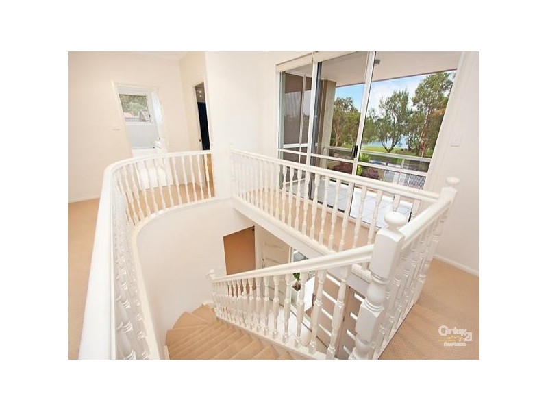 Mermaid Waters QLD 4218