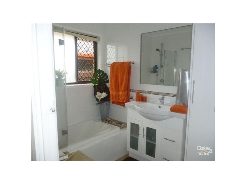 Burleigh Waters QLD 4220