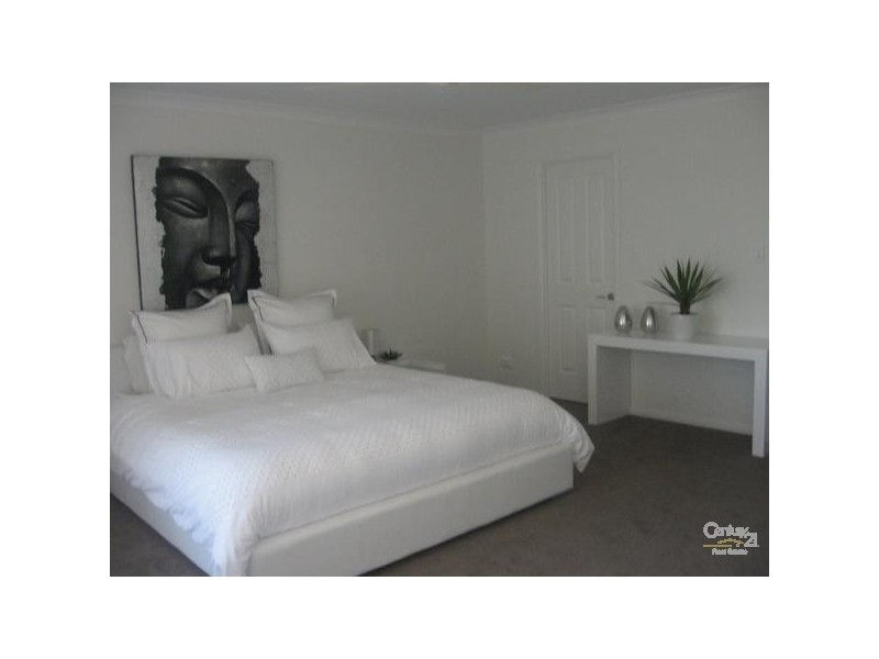 Hope Island QLD 4212