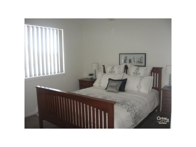 Hope Island QLD 4212