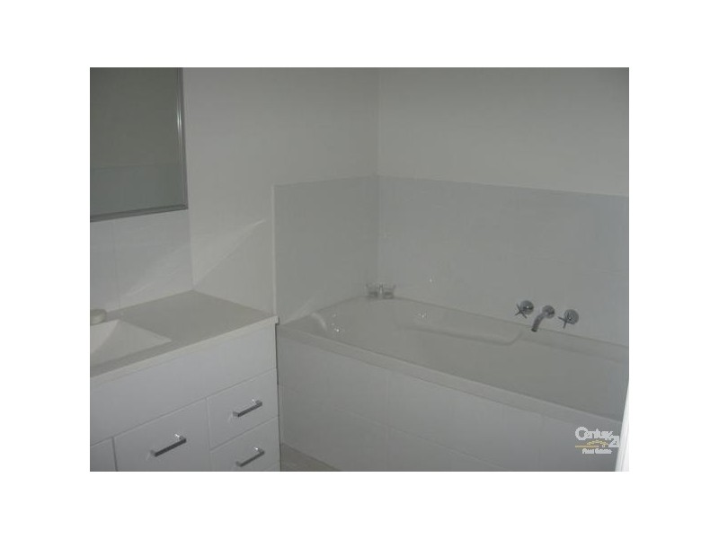 Hope Island QLD 4212