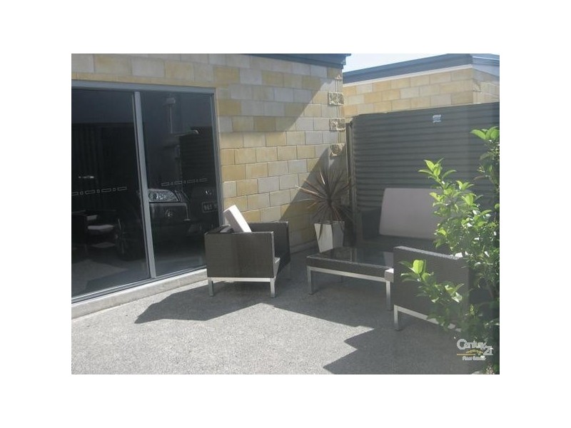 Hope Island QLD 4212