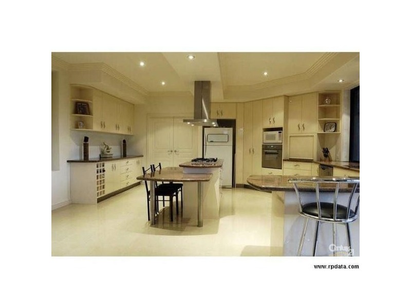 Broadbeach Waters QLD 4218