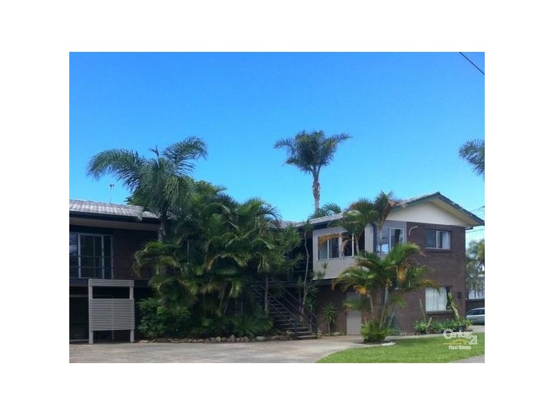 Palm Beach QLD 4221