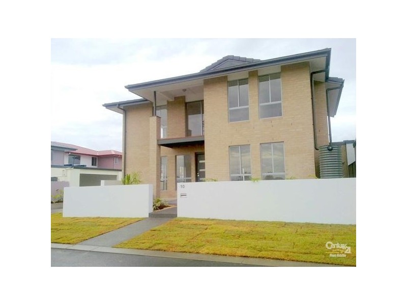 Hope Island QLD 4212
