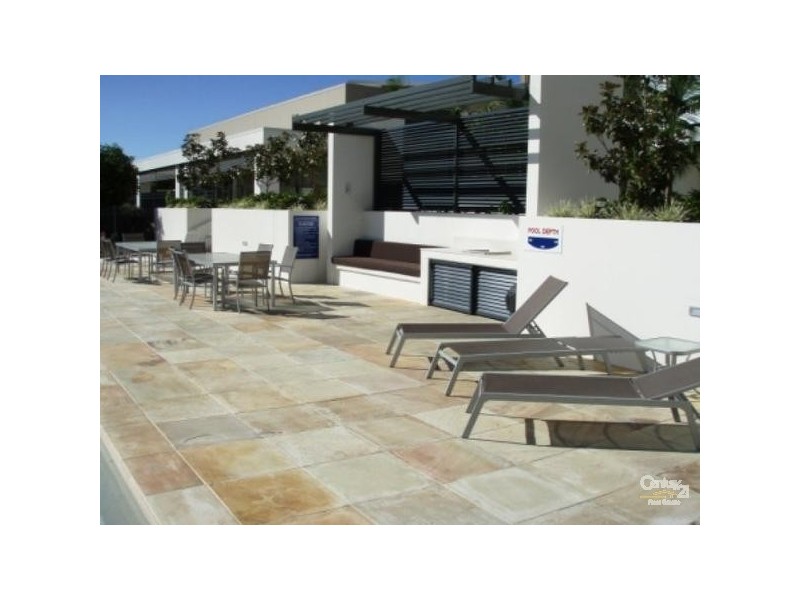 Varsity Lakes QLD 4227