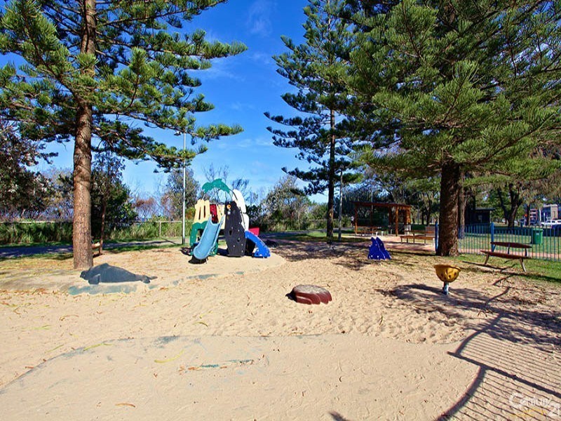 Burleigh Heads QLD 4220