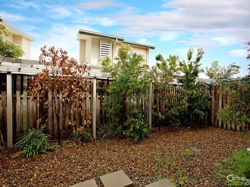 96 19 Carina Peak Drive, Varsity Lakes QLD 4227