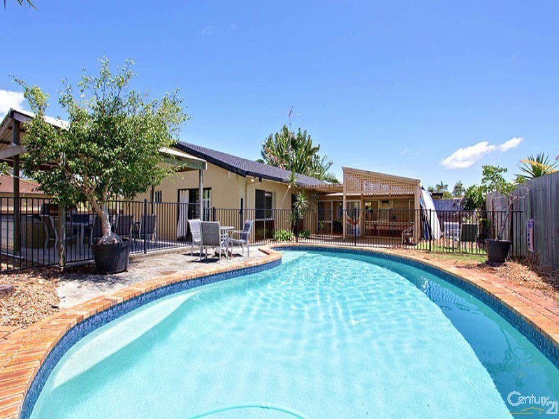 154 Acanthus Ave, Burleigh Waters QLD 4220