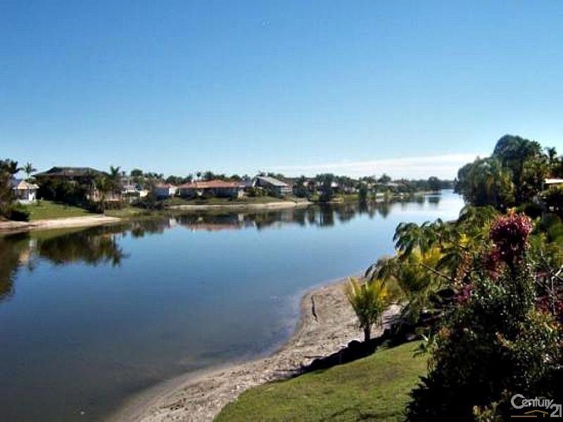 154 Acanthus Ave, Burleigh Waters QLD 4220