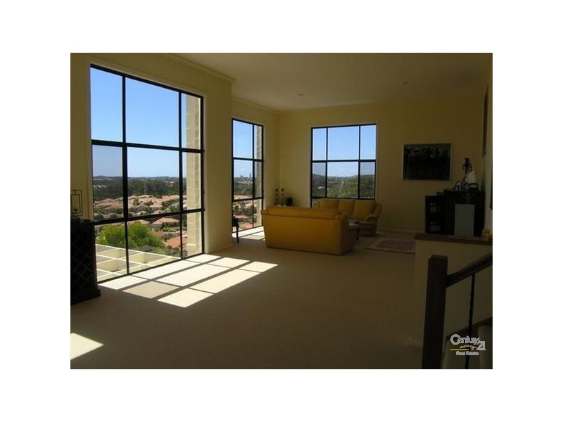 19 Highbridge Rise, Mudgeeraba QLD 4213