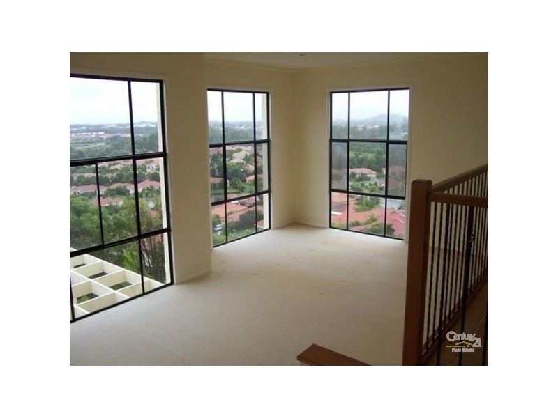 19 Highbridge Rise, Mudgeeraba QLD 4213