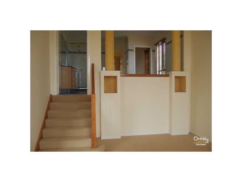 19 Highbridge Rise, Mudgeeraba QLD 4213