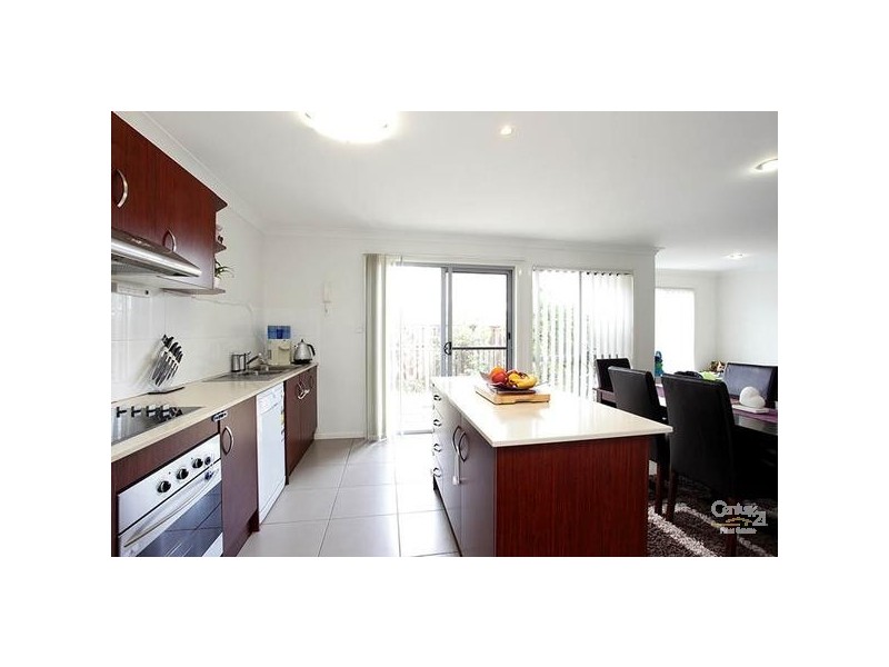 Varsity Lakes QLD 4227