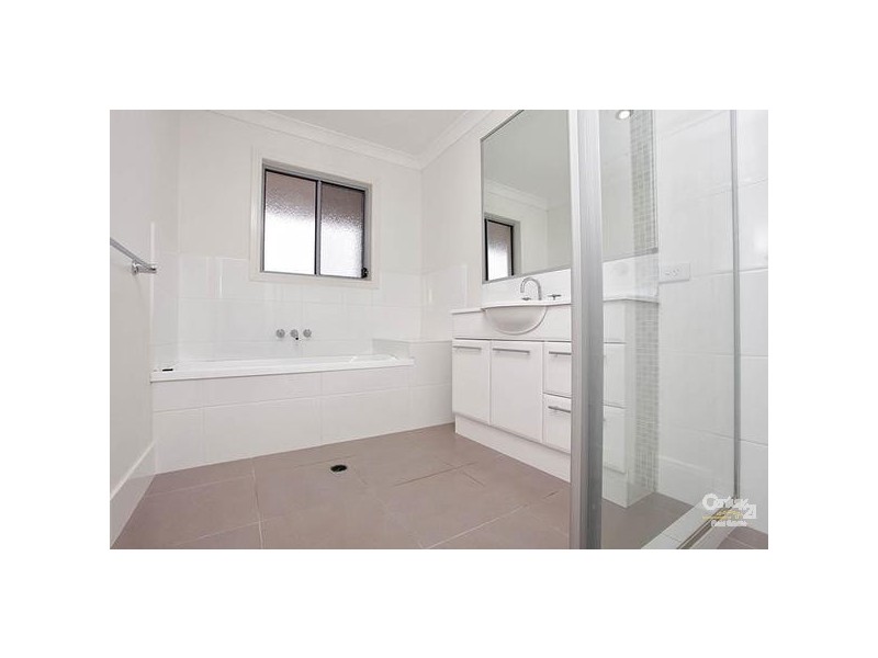 Varsity Lakes QLD 4227