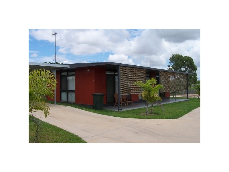 37 Phillipson Road MILLCHESTER, Charters Towers QLD 4820