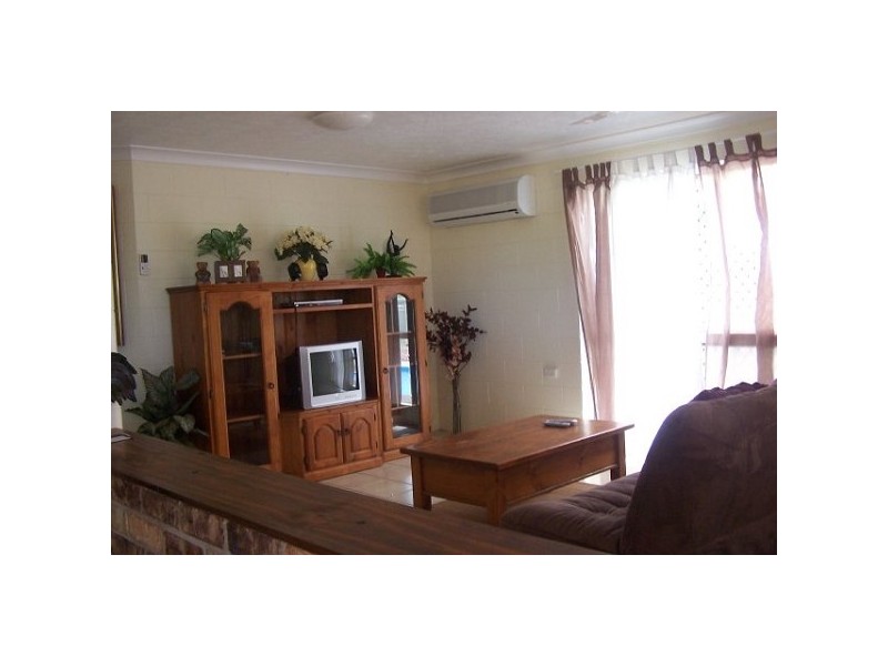 10 McKenzie Lane, Charters Towers QLD 4820