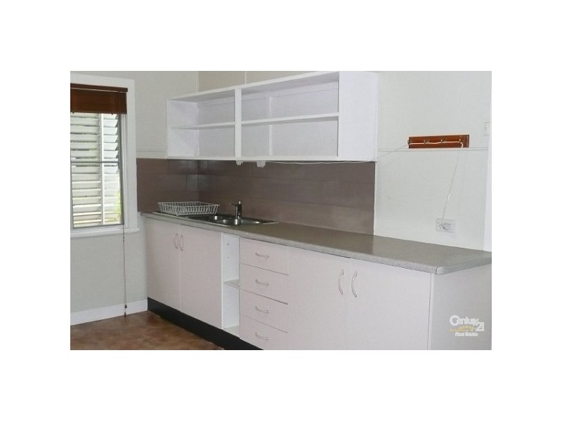 9 Slater Street QUEENTON, Charters Towers QLD 4820