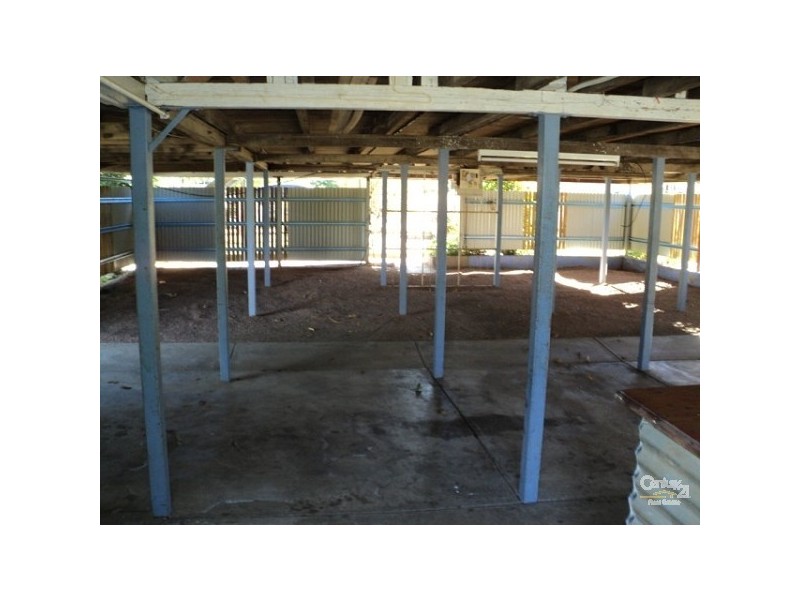 9 Slater Street QUEENTON, Charters Towers QLD 4820