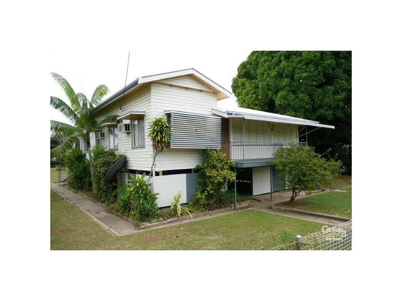 9 Slater Street QUEENTON, Charters Towers QLD 4820