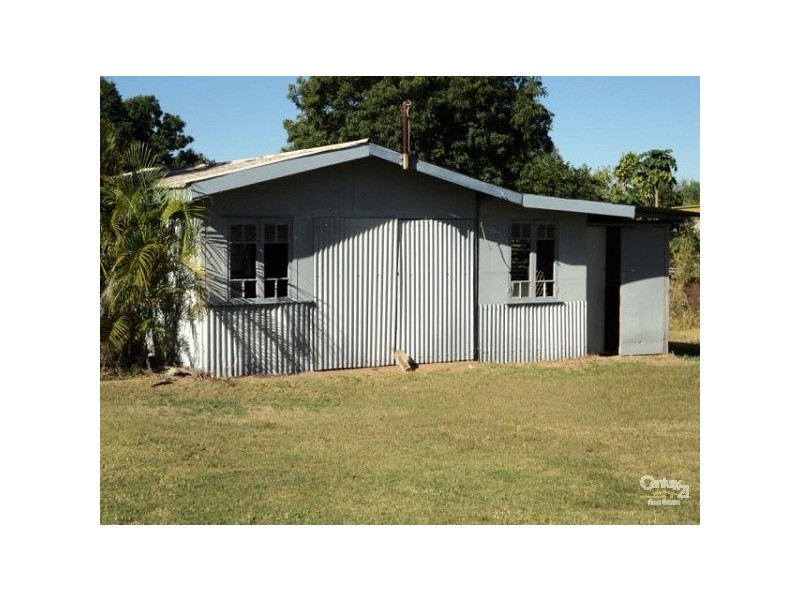 9 Slater Street QUEENTON, Charters Towers QLD 4820