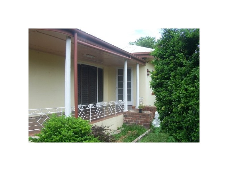 12 Mexican Street LISSNER, Charters Towers QLD 4820