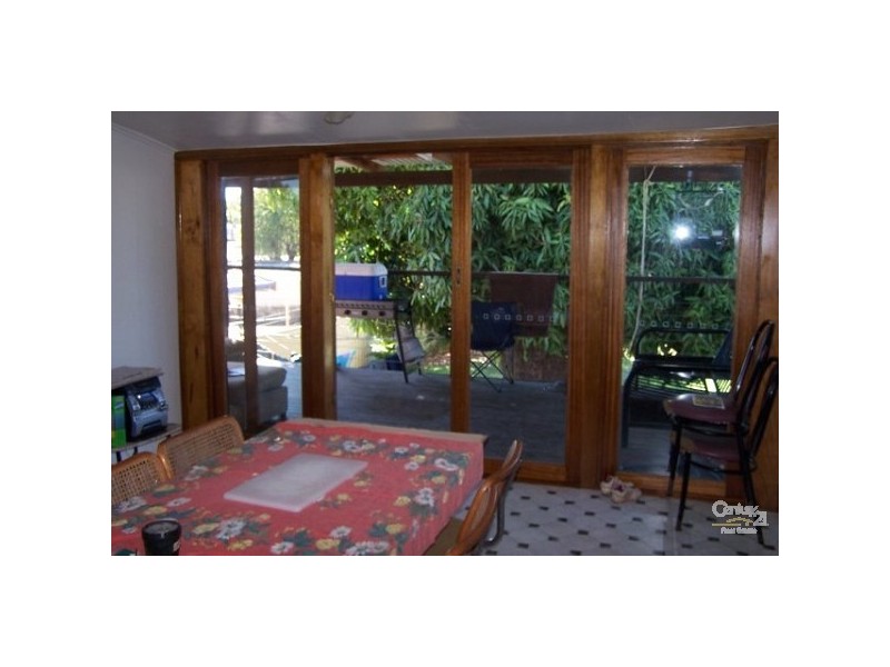 11 School Street LISSNER, Charters Towers QLD 4820