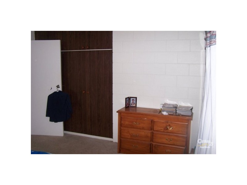 24 Aplin Street QUEENTON, Charters Towers QLD 4820