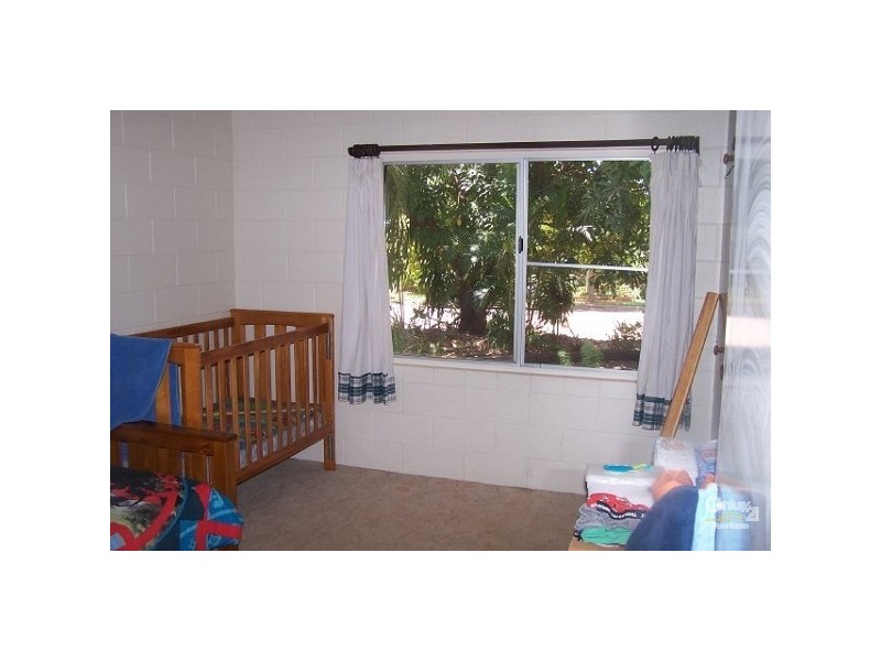 24 Aplin Street QUEENTON, Charters Towers QLD 4820