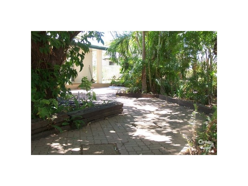 24 Aplin Street QUEENTON, Charters Towers QLD 4820