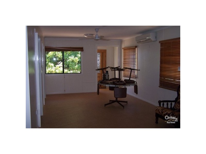 9 Duke Street TOWERS HILL, Charters Towers QLD 4820