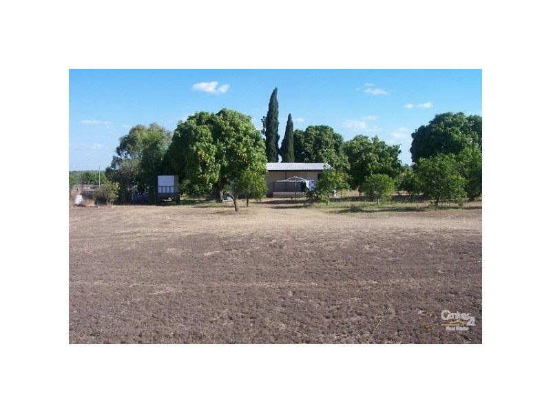 9 Duke Street TOWERS HILL, Charters Towers QLD 4820