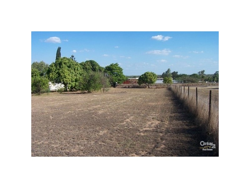 9 Duke Street TOWERS HILL, Charters Towers QLD 4820