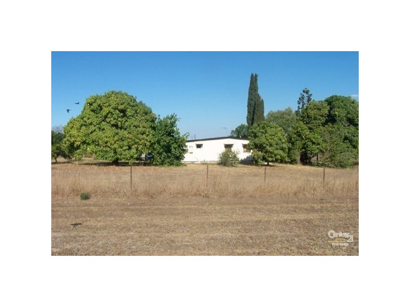 9 Duke Street TOWERS HILL, Charters Towers QLD 4820