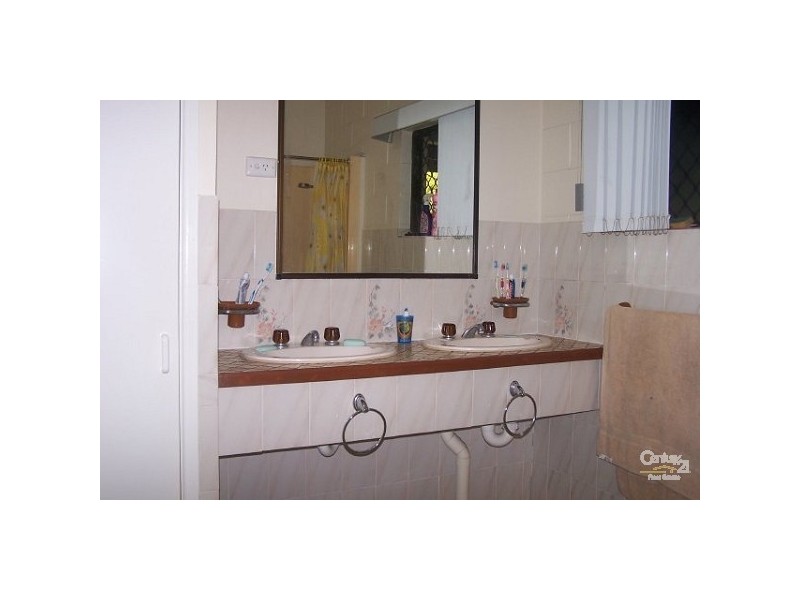 17 Cadden Street LISSNER, Charters Towers QLD 4820