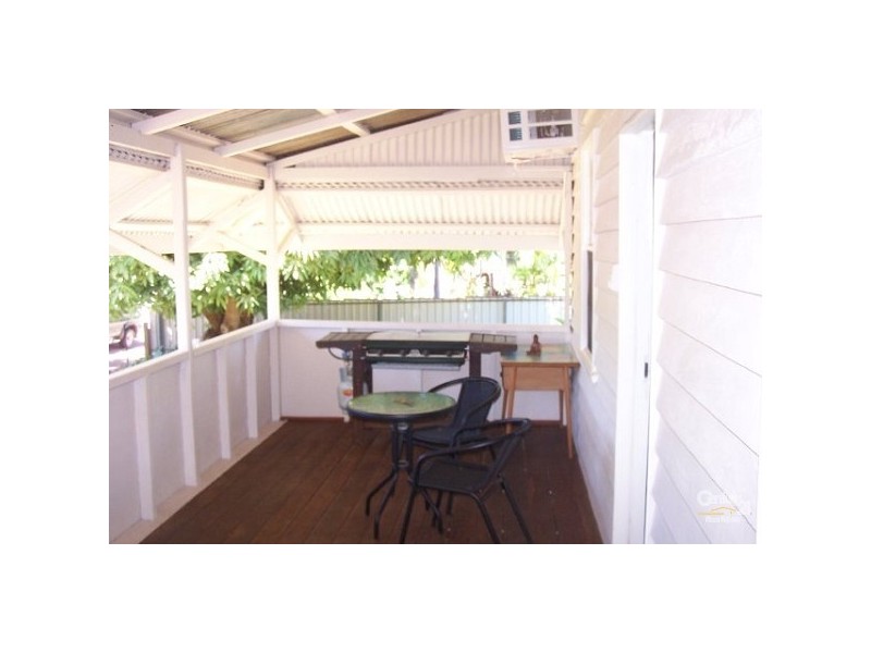 96 Hackett Terrace RICHMOND HILL, Charters Towers QLD 4820
