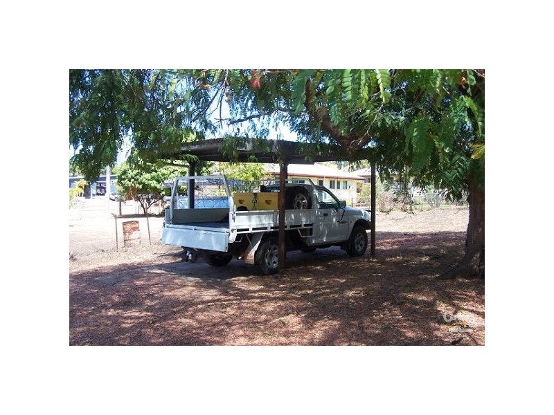 96 Hackett Terrace RICHMOND HILL, Charters Towers QLD 4820